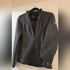 Arc'teryx Women Charcoal Gray Full-Zip Performance Jacket